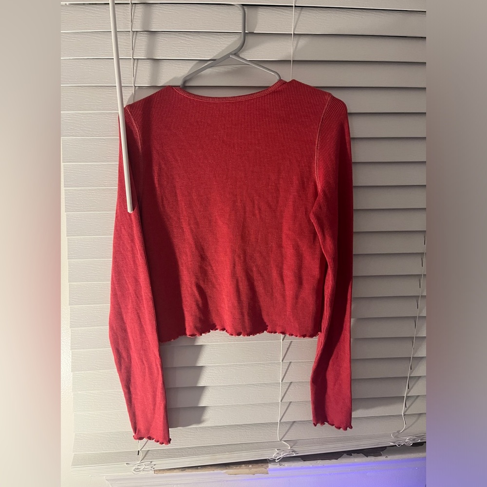 AMERICAN EAGLE TOP! - Picture 2 of 2
